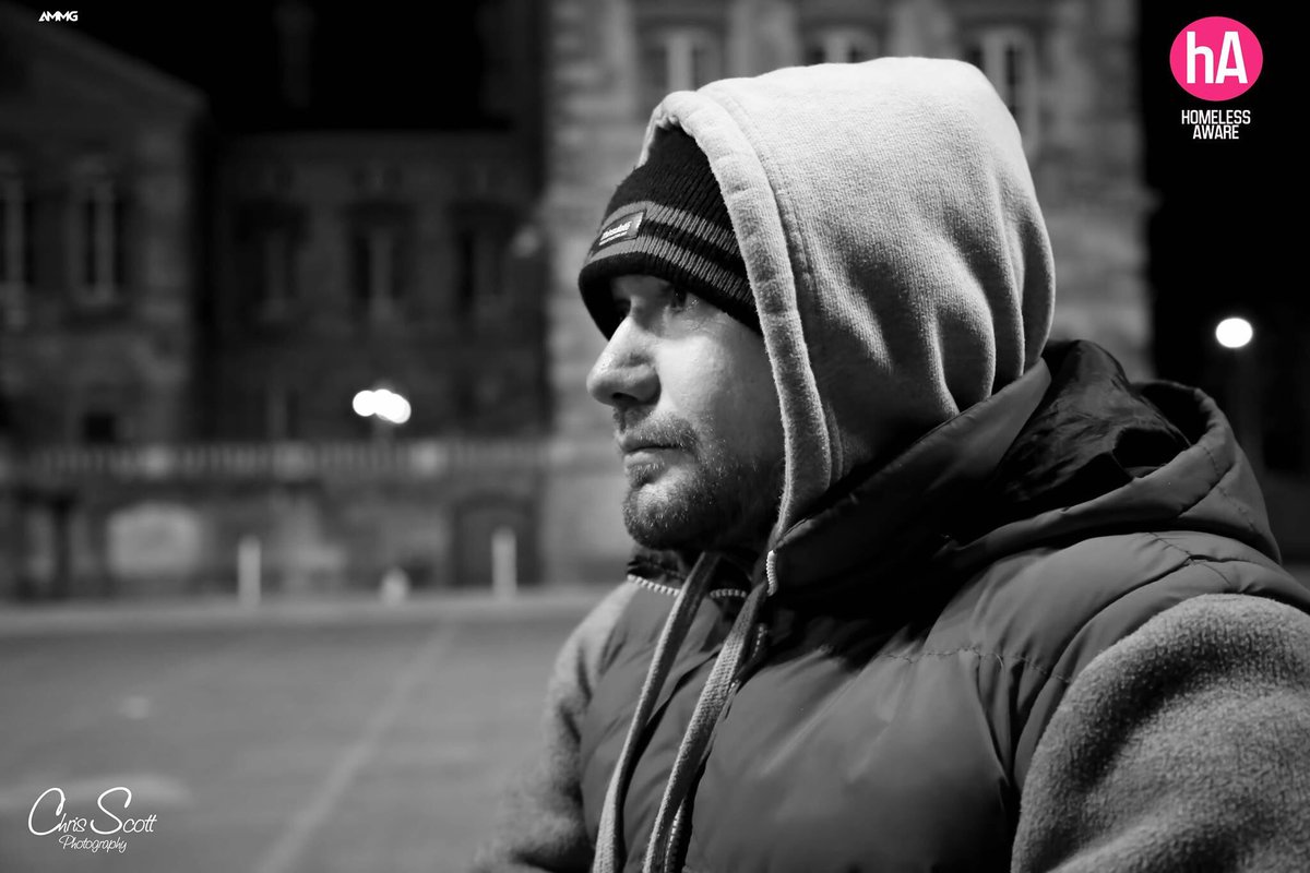 TenchuSports's tweet image. 4:50am just taking in the sights &amp;amp; sounds of the group &amp;amp; #Belfast City as the rain falls. #SofaAndStreetChallenge