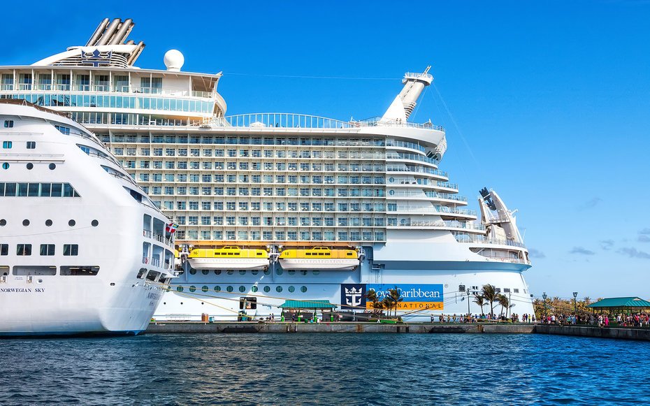The World’s Biggest Cruise Ship Readies Itself for Passengers  tandl.me/1M6DZdW  #LuxuryTravel #Happy