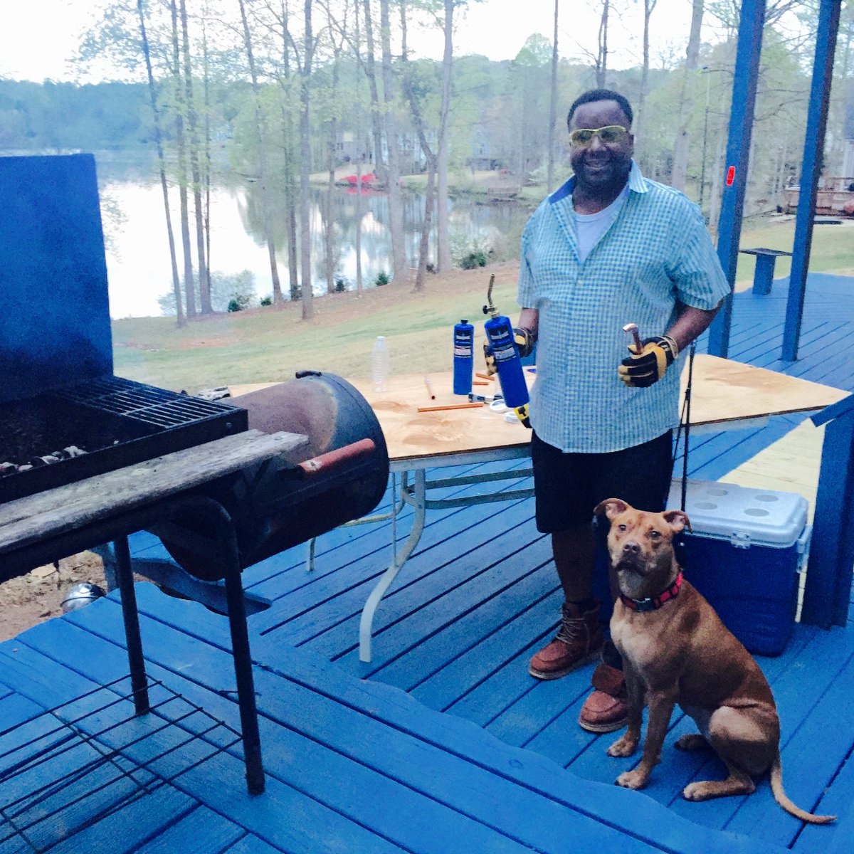 Water lines for my fridge and bathroom installed, grill fired. Multitasking, now fishing #FindYourFire <a href="/Bernzomatic/">Bernzomatic</a>