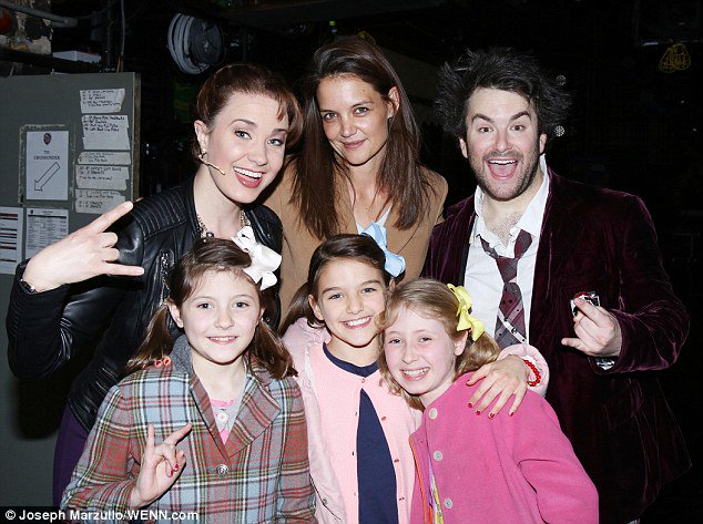 SURICRUISELOVER's tweet photo. #News Suri Cruise meets cast of Broadway's School Of Rock in NYC with her mom (3) https://t.co/ZSQbkr66SH