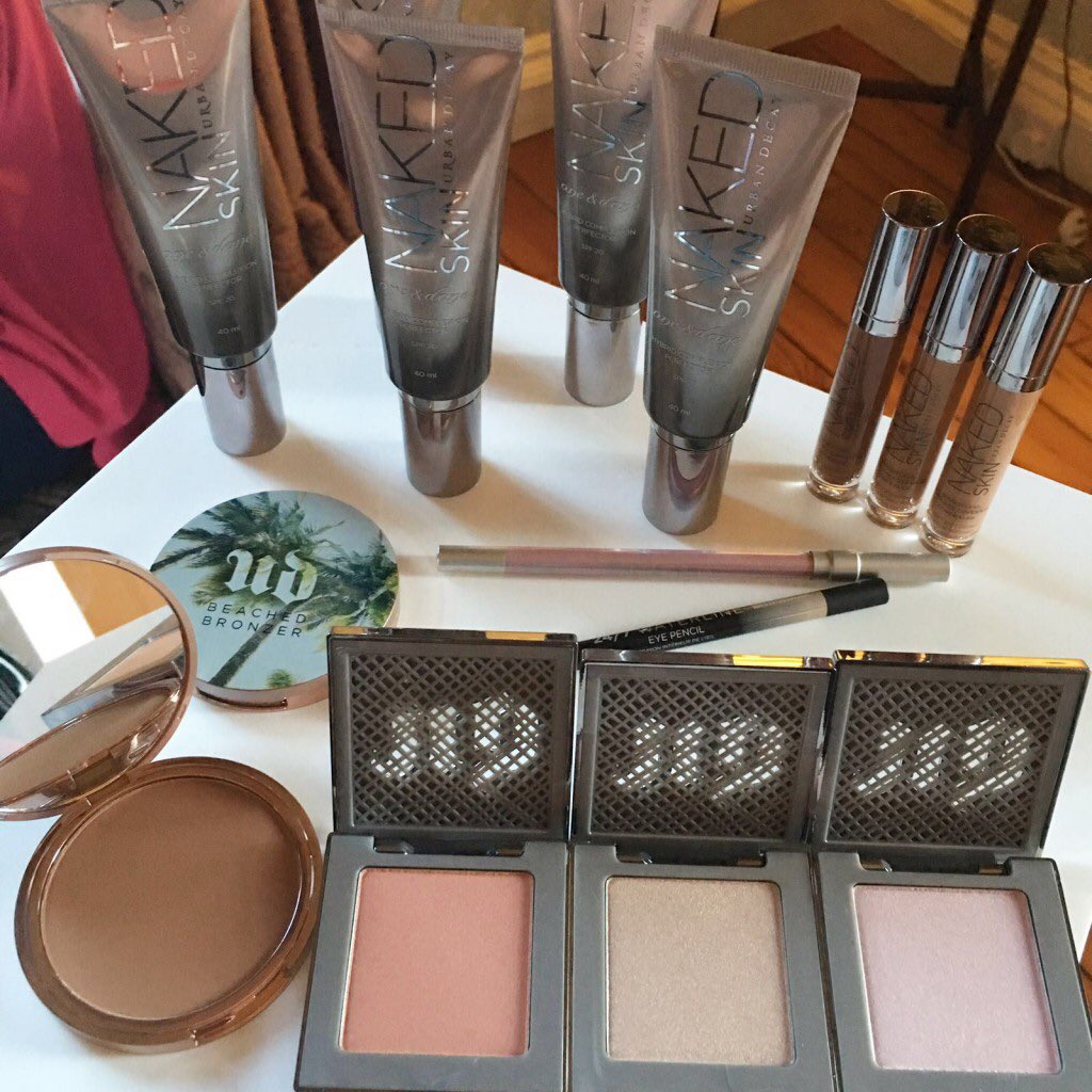 CLee's tweet image. Yes I&apos;ll take one of everything. #urbandecay #summercollection2016 #makeup