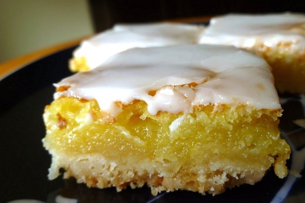 csmonitor's tweet photo. The best lemon bars https://t.co/YGDtmYz8wQ https://t.co/cFk2jog1nG