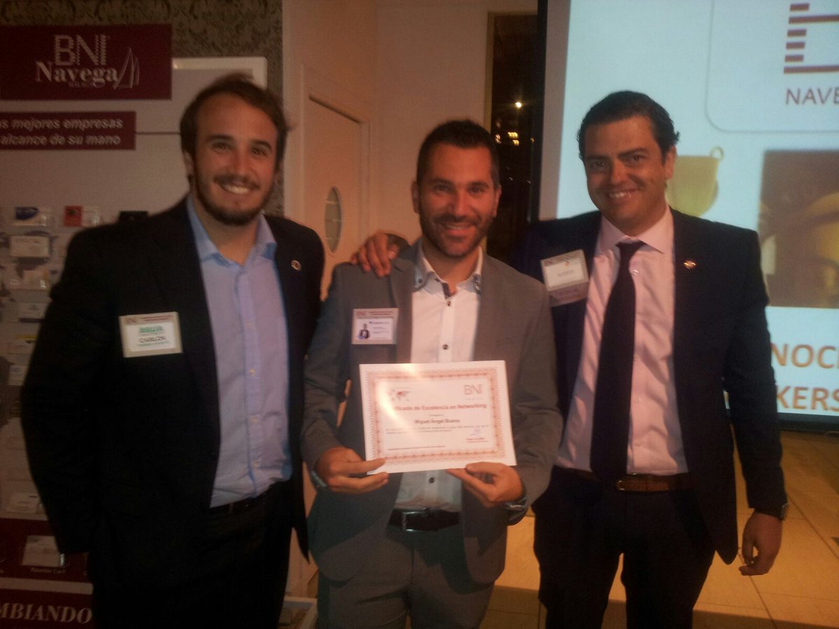 bninavega's tweet photo. El mejor Networking de la semana es para Miguel Ángel de #Geseme, el compañero que más 1 a 1 ha realizado éste mes. https://t.co/FUHUuGhJ2w