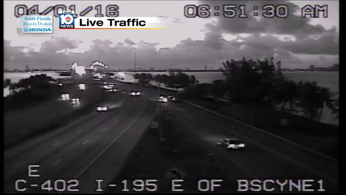 Crash on I-195 EB and Biscayne Blvd #TRAFFIC #MIAMI https://t.co/HMcMhDO00F