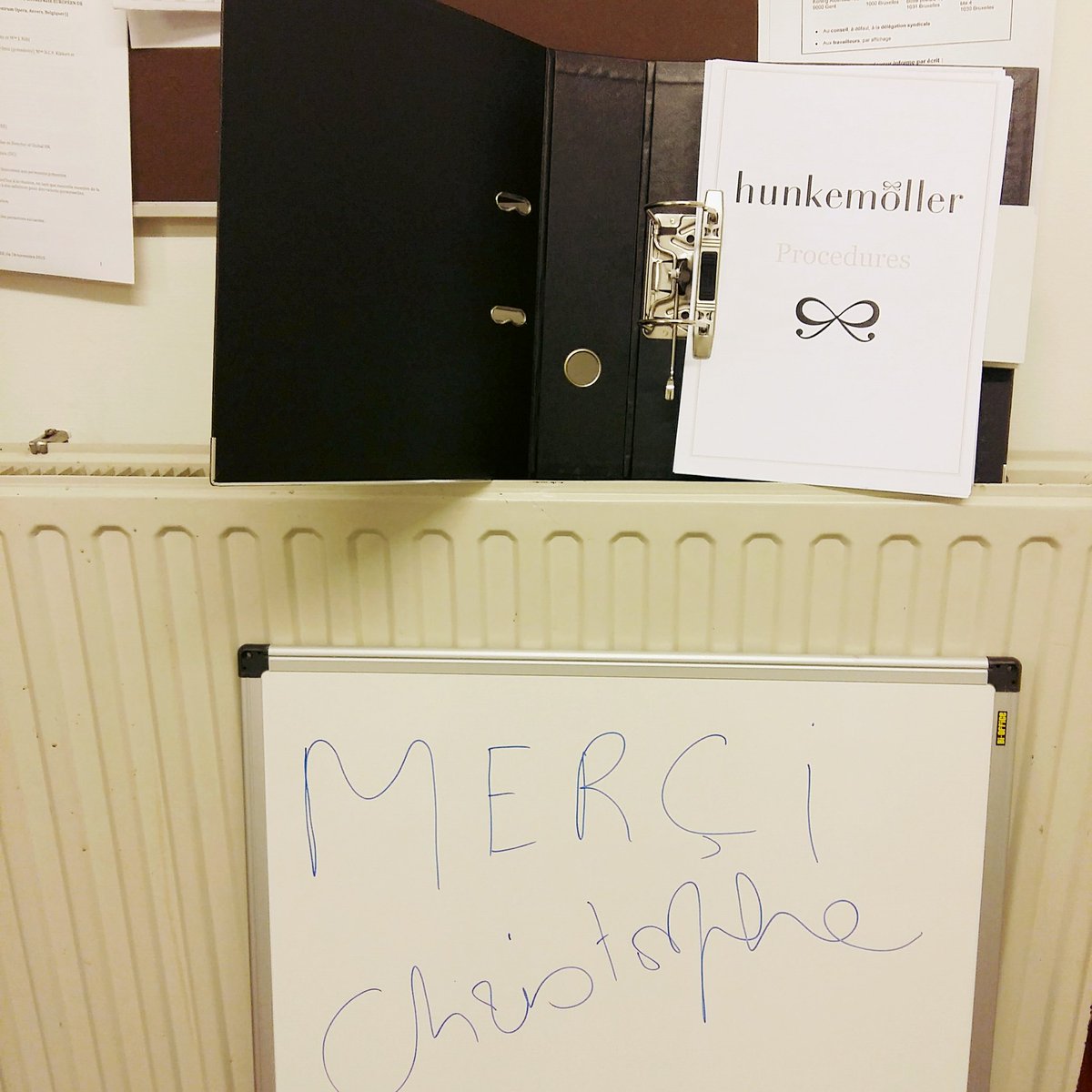 dinouche tweet media
