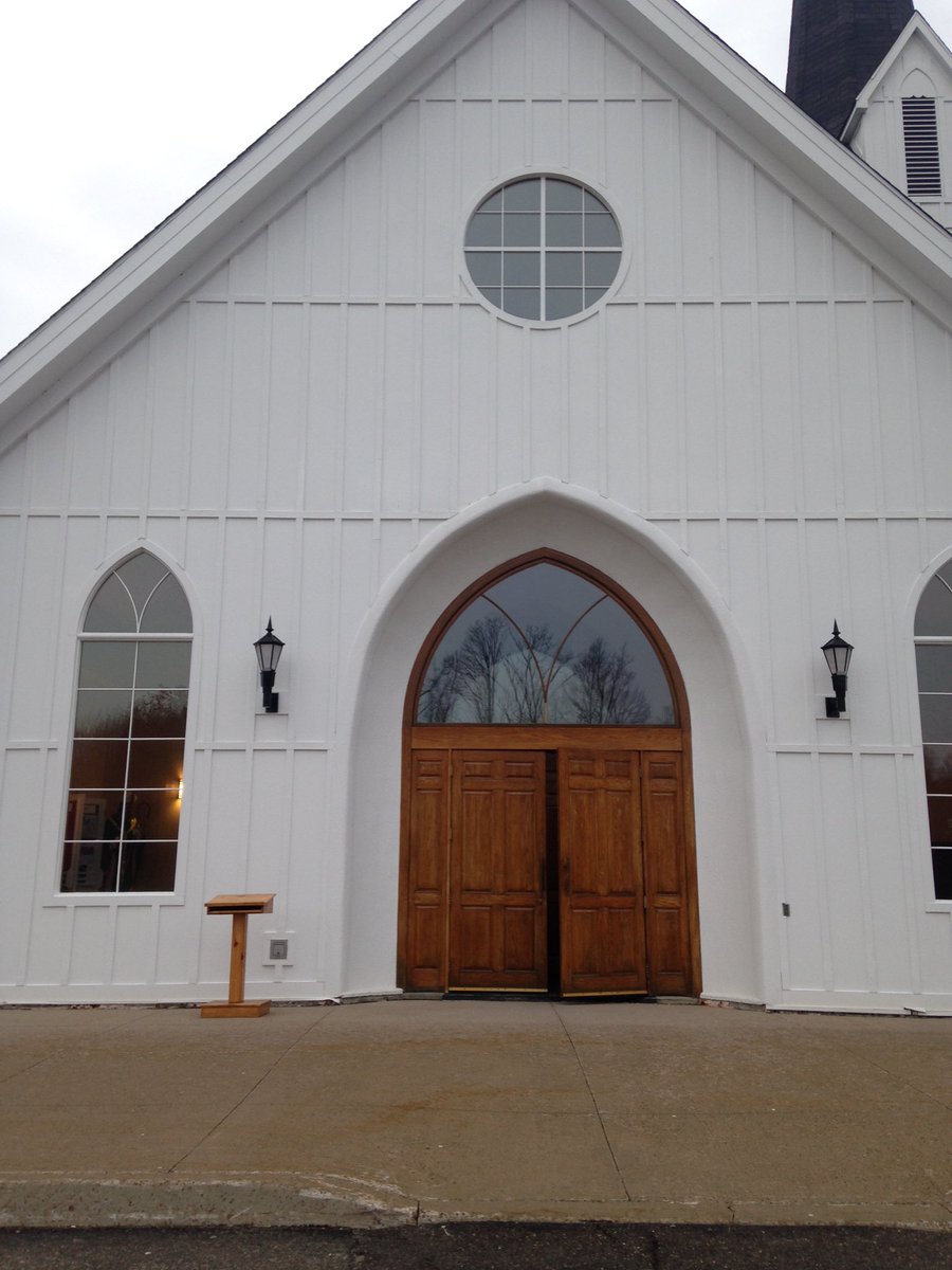 Runaway_Podium's tweet photo. Time for morning prayer https://t.co/TYlXaNbaNe