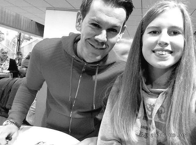 sarah__g31's tweet photo. @kess_18_ froh dich weiterhin dabei zu haben! #elevvelang #kesscam https://t.co/1XnduiQaAF