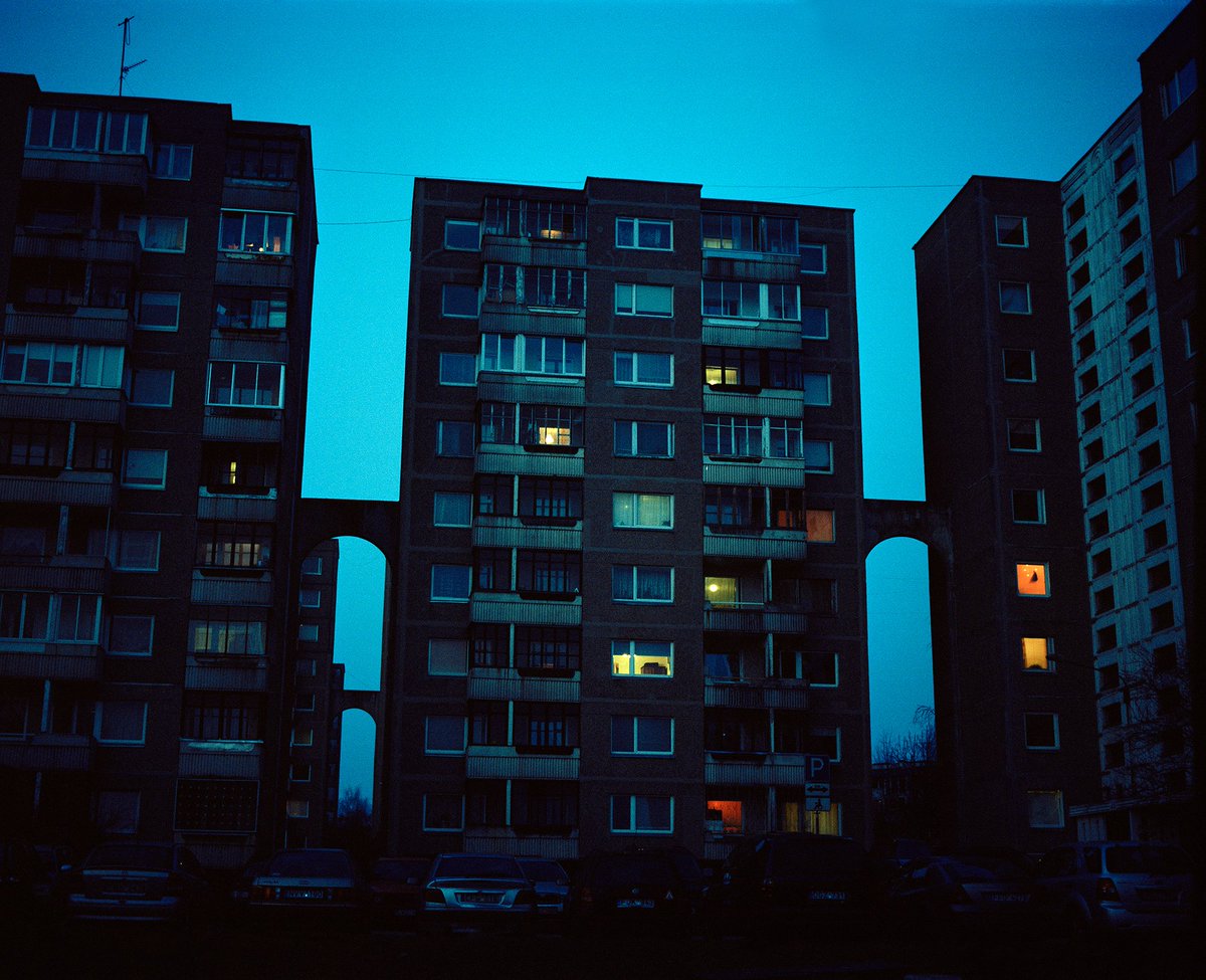 We are happy to feature an interview with Kotryna Ula Kiliulyte about her work "Amber Room":
ostseemag.com/portfolio/kotr…