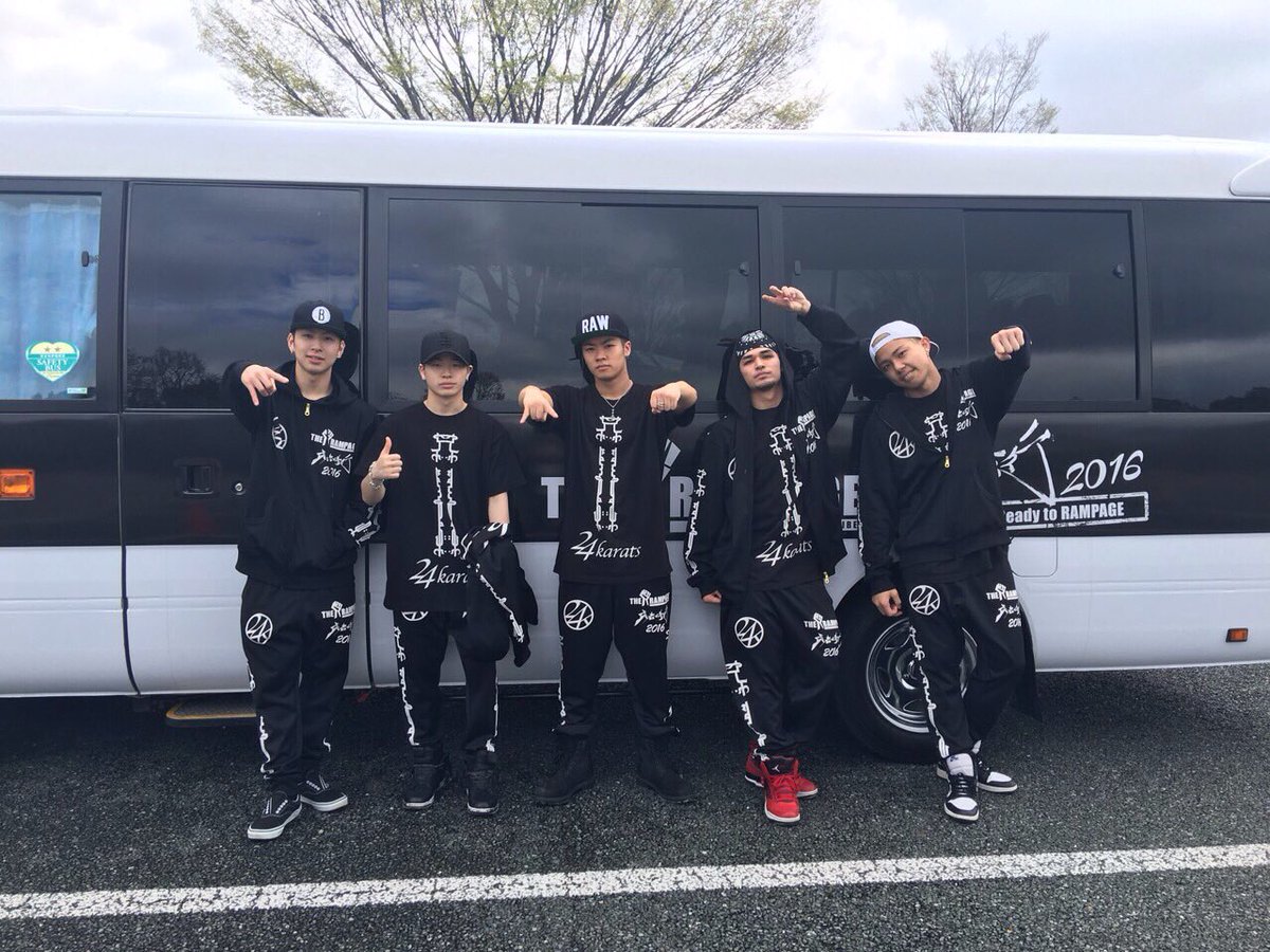 therampagefext's tweet photo. 佐賀県に移動中です！
明日はゆめタウン佐賀さんのセントラルコートにて、パフォーマンスさせて頂きます！お時間ある方は是非おこし下さい！(^^) 
長谷川慎
#THERAMPAGE #ROUTEC #武者修行 https://t.co/0YVPrCxXRD