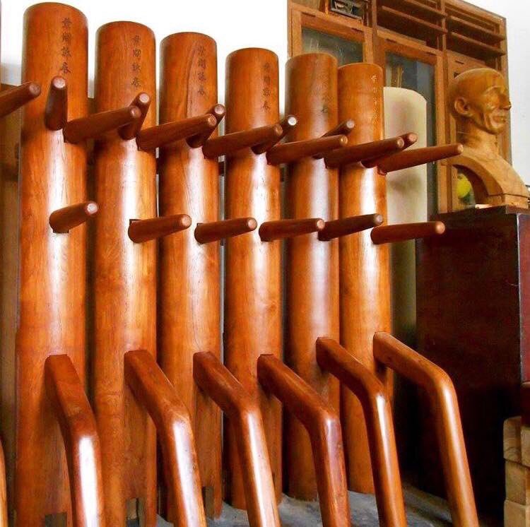 myvtbh's tweet photo. Wooden Dummy #wingchun #Moyyat #wingchun #kungfu #MMA #artsmartial #artesmarciais #Ypman https://t.co/nWGZSKPirp