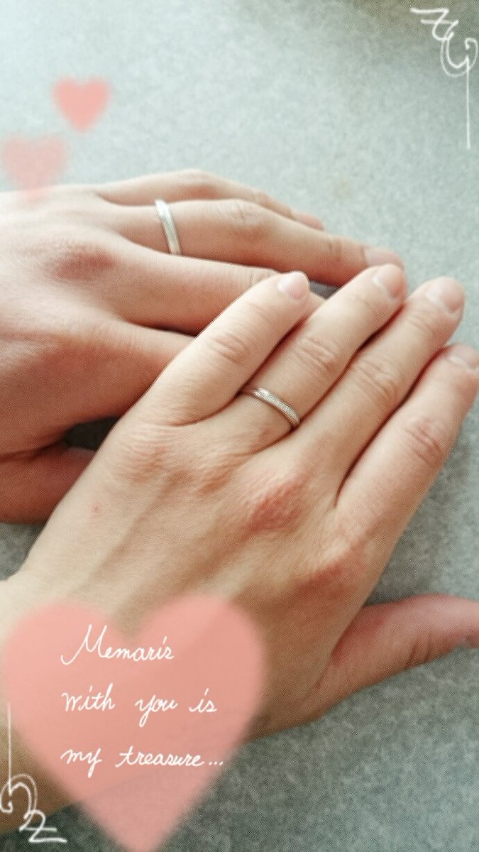 HanaLove253's tweet photo. 今日、出来上がった指輪取りに行ったよ！
最初は実感わかなかったけど、だんだん私たちの指輪なんだって思えてきたよ✨
指輪とっても嬉しいなっ(*´ω｀*)
これからつけよーっと💍*。

エイプリルフールだけど、本当のことだよ！(笑) https://t.co/skou56zYsv