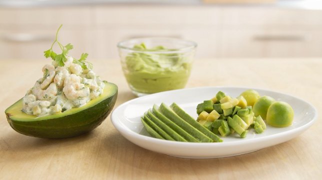 SanoManjar's tweet photo. ¿No come aguacate porque engorda? Descubre lo q te pierdes https://t.co/IXi0nyswbS D @cocinatis #productosSM #salud https://t.co/BnDV77AymS