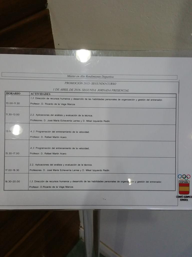 Hoy comenzamos la segunda sesión  presencial en el Máster de Alto Rendimiento. Hablaremos de gestión de equipos.