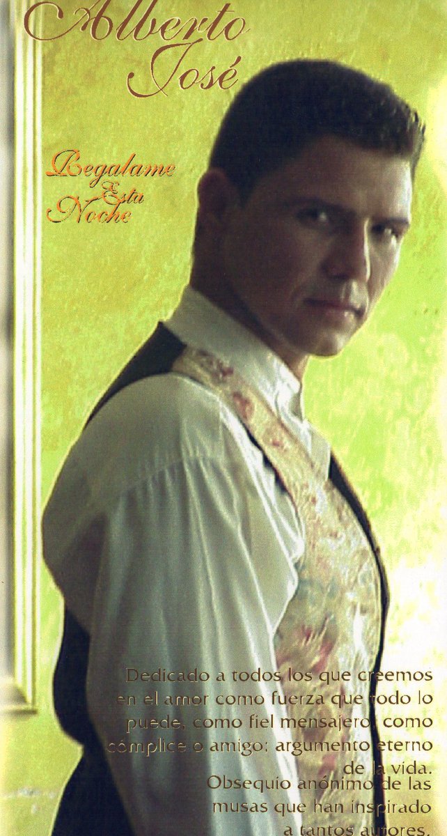 Mini Póster incluido en el CD. . No salgo tan mal jajaja