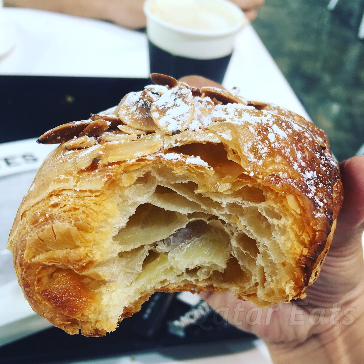 rae_s_view's tweet photo. How to know a good #croissant: 
Lotsa #layers, majorly #flaky and it has that slight #crispness @montes_qatar https://t.co/ckVgUsaWe6