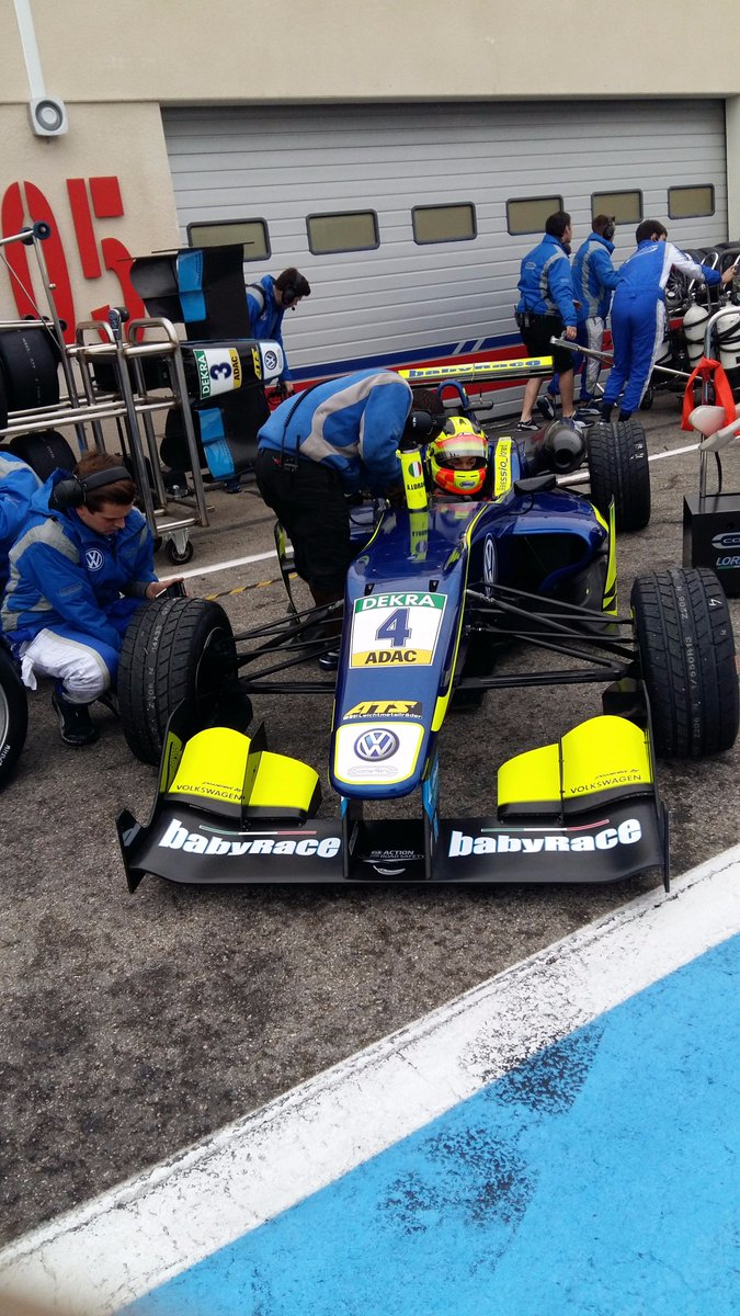 alessiolorandi's tweet photo. @fiaf3europe @CarlinRacing Free Practice Le Castellet with rain https://t.co/2eSg265bTd