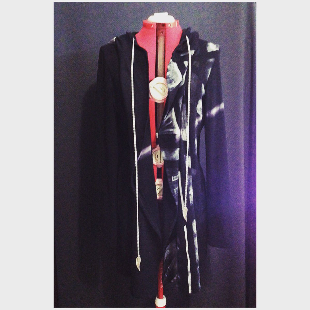 jasmina78's tweet photo. Hoodie ✔️ https://t.co/Z2I8GrRN6e