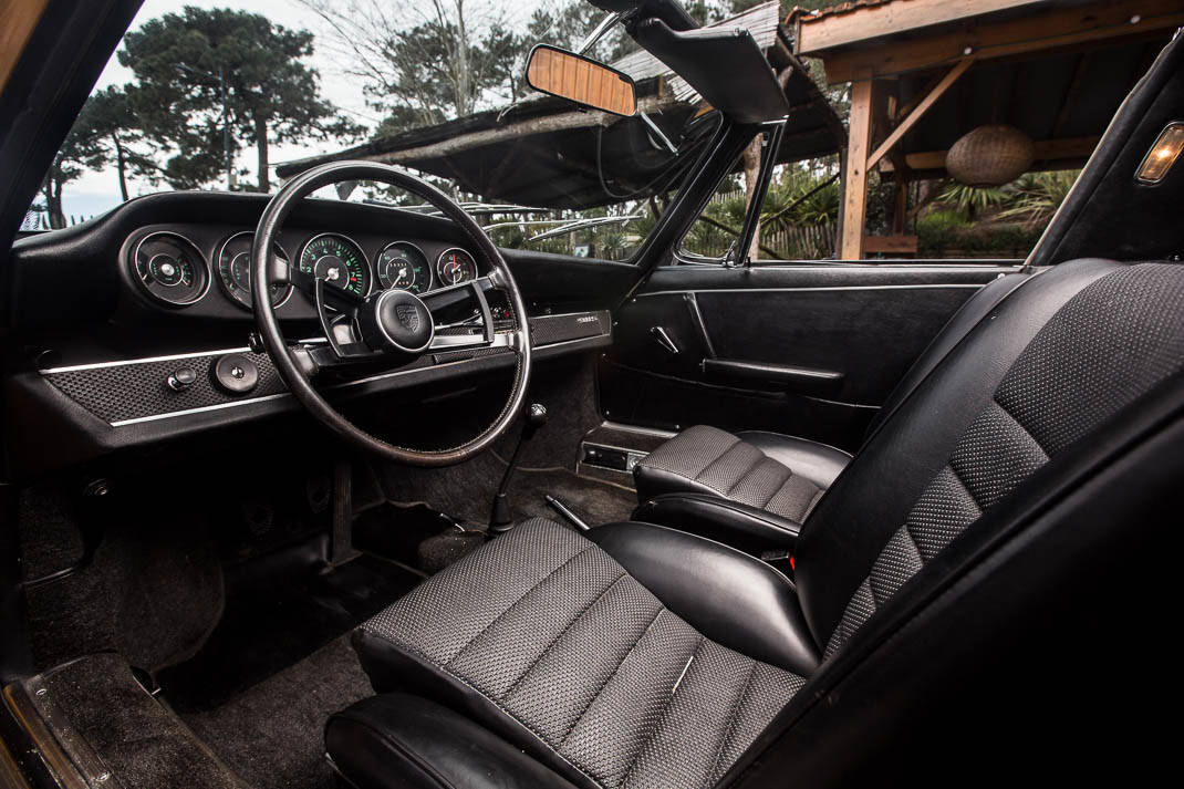 thecoolcars's tweet photo. #Porsche911S #SoftWindow #Targa te koop in Frankrijk #Bahama https://t.co/P8rHBfbPsw https://t.co/kh3toRZCoi