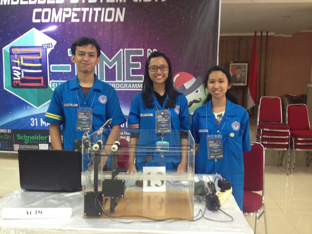 ETIME_PNJ's tweet photo. [Live Report] Tim ACDC (Politeknik Manufaktur Astra) 
#ETIME2016 #InnovationEverySecond https://t.co/AldWCIRY5f