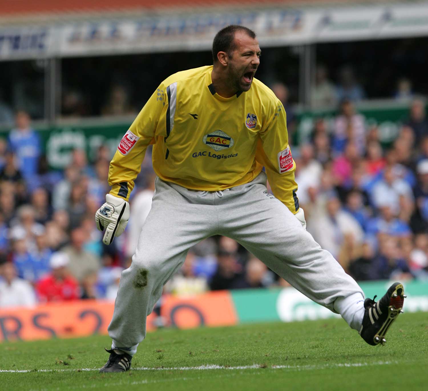 Crystal palace goalkeeper tracksuit bottoms sale