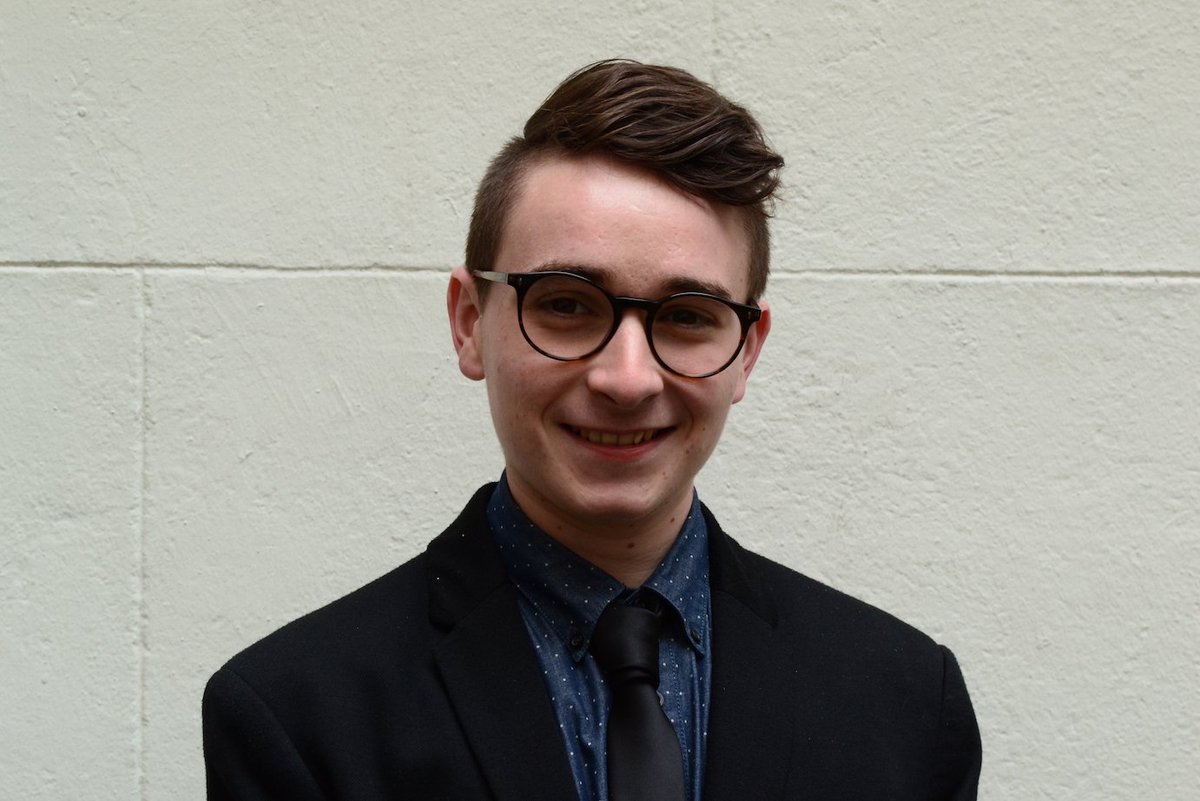 PatrickLead's tweet photo. #TeamLEAD
Enfant journaliste et directeur artistique de LEAD, il a collé sans relâche. Merci @alexis_patri ! https://t.co/DlrYnFqupV
