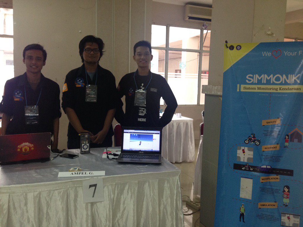 ETIME_PNJ's tweet photo. [Live Report] Tim Ampel Gading (Universitas Brawijaya) 
#ETIME2016 #InnovationEverySecond https://t.co/4NJH3jpmUo