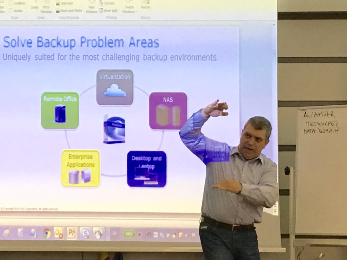 2dor7's tweet photo. @emc_romania @LucEsprit @RichmanY @horiaconstanti1 @mitelone Bogs in action: with customer 1stDayQ2 #EMCProtectData https://t.co/GTCkVE3PI5