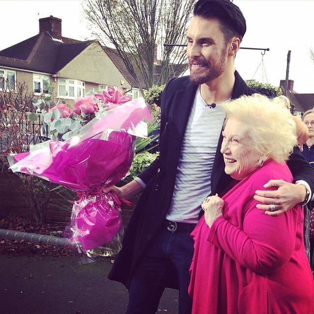 Rylan's tweet photo. Devastated. The nicest and kindest woman in tele. Will miss her so much. She'll always be the only woman for me 💋 https://t.co/z5rGfgCPAe
