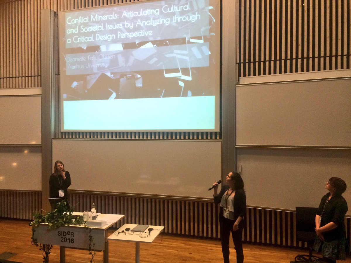 caro_lundqvist's tweet photo. Så er #sider2016 i gang! @Jfalkolesen sku være så fancy at skrive et paper i en helt anden kategori end os andre 😎 https://t.co/82OfVmGZHQ