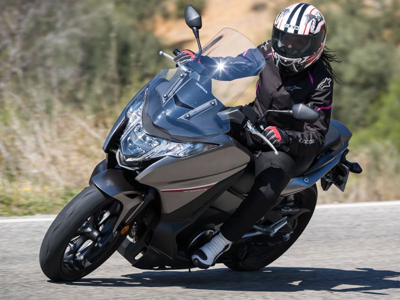 soymotero's tweet photo. No te pierdas la completisima prueba de la #Honda Integra S 2016 https://t.co/L46rAK66Ce por @mar_aveces https://t.co/nsVk9keBVY