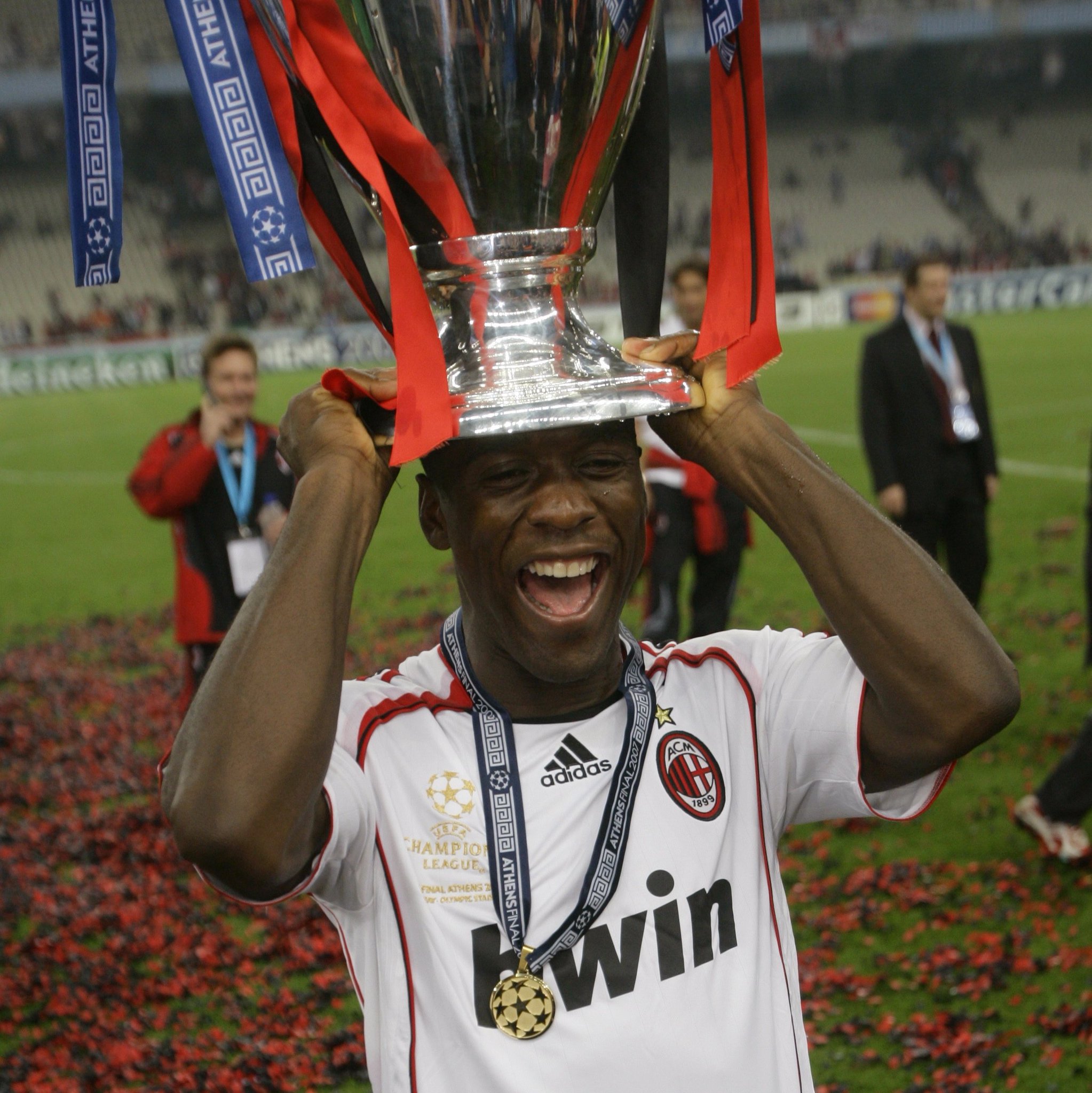 Squawka on X: Happy 43rd birthday to Clarence Seedorf! He's currently the only  player in history to win the Champions League with three different clubs.  What a legend. 🏆🏆🏆  / X