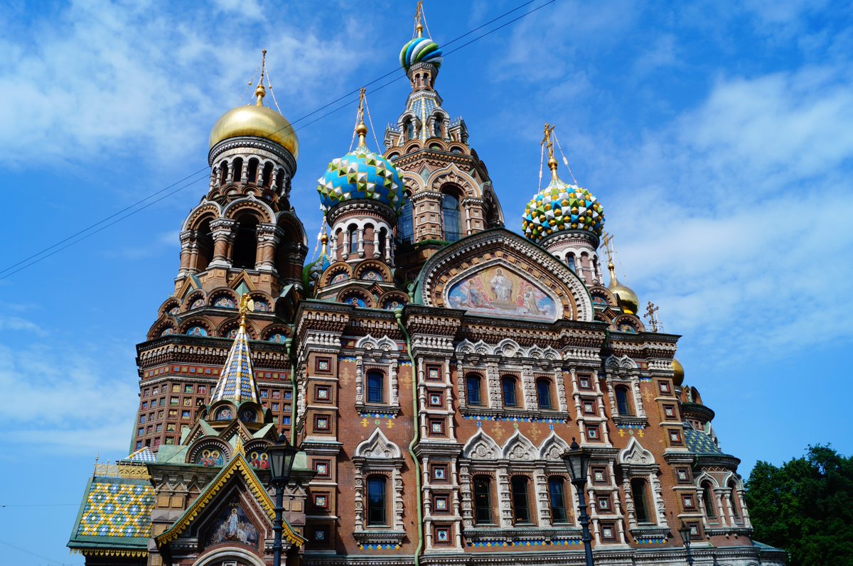 St. Petersburg tijdens de Witte Nachten! 15/05-04/07. Check bit.ly/1MYWY5p. Prijzen zijn sterk verlaagd!