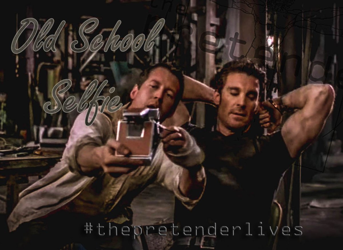 PretenderCentre's tweet photo. #selfies #oldschool #thepretenderlives #Jarod #MrLyle #Awesomeepisode https://t.co/TXFwDIQ0cH