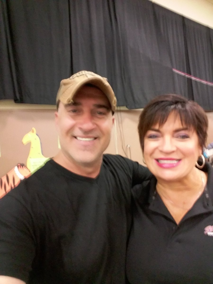 Taz is at Duck Duck Goose hanging out with <a href="/kimhansardstar/">Kim Hansard</a> - join them!