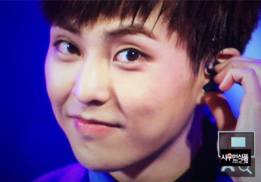 BabyXiuHan90's tweet photo. [PREVIEW] 160401 XIUMIN - Secret Night at LOTTE WORLD 
cr. Harace_XIU https://t.co/79I4rmkY0s