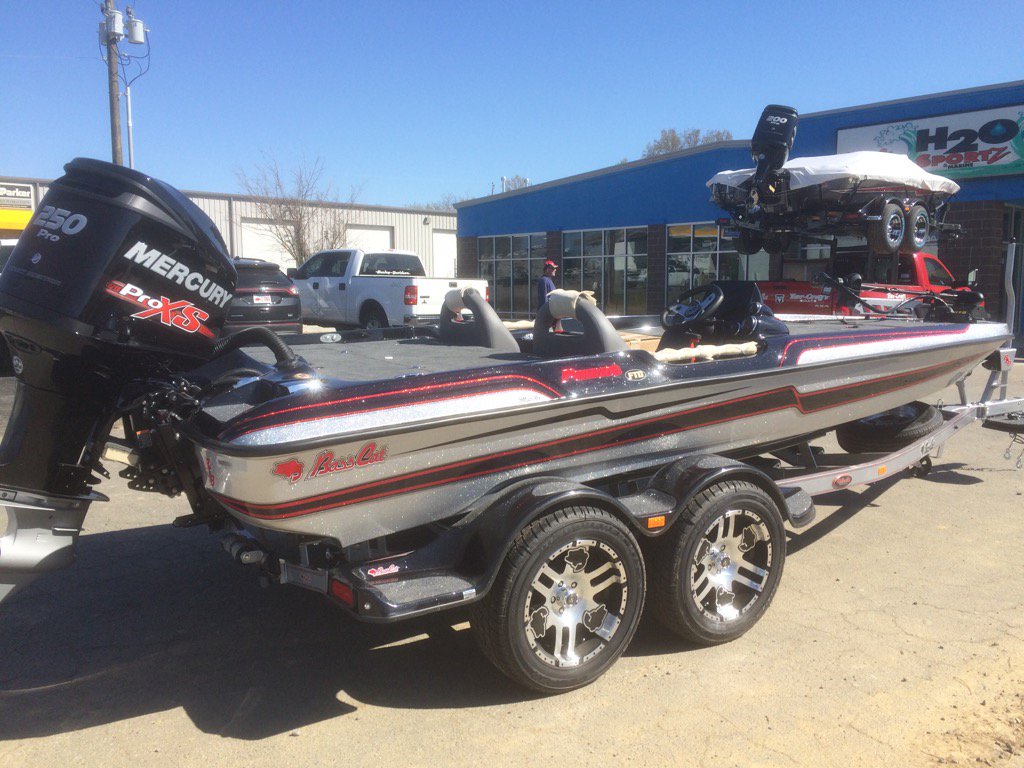 h2obasscat's tweet photo. Get some Bass Cat's delivered before the Owners Invitational.
Priceless! https://t.co/yFKWfBqERG
