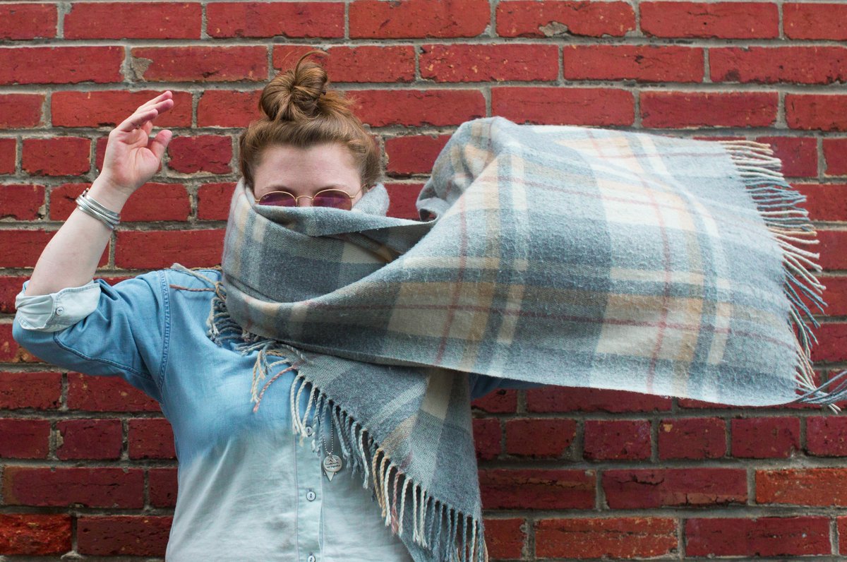 Modstock (@modstockco) on Twitter photo .<a href="/LennyKravitz/">Lenny Kravitz</a> Are you available to model for our latest collection featuring oversized scarves? #flyaway #modstock .<a href="/LennyKravitz/">Lenny Kravitz</a> Are you available to model for our latest collection featuring oversized scarves? #flyaway #modstock