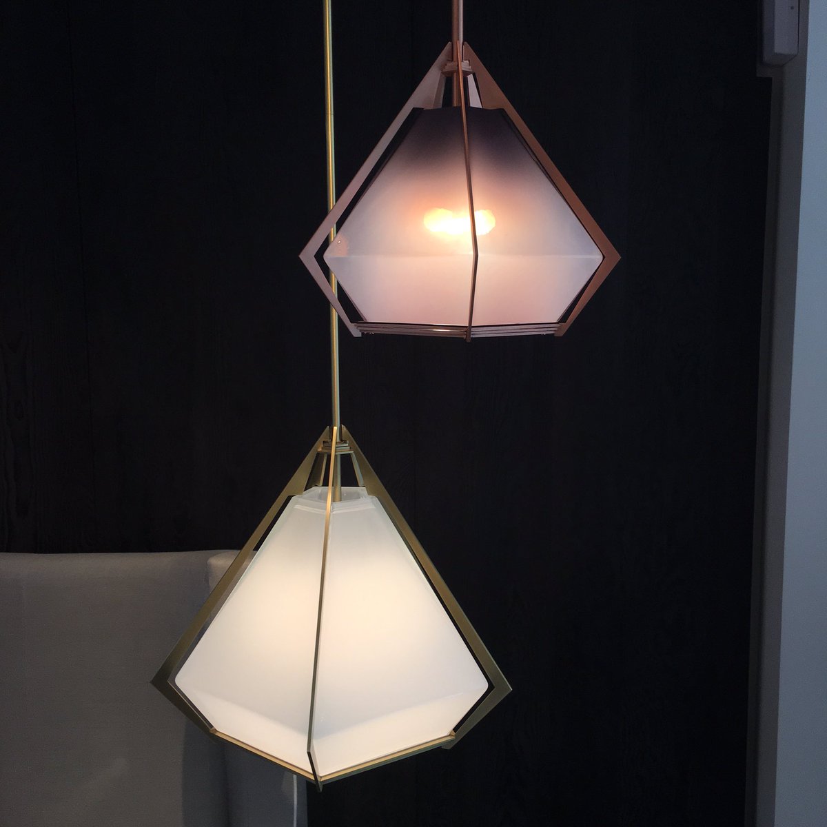 FBC_London's tweet photo. Fabulous pendants by @gabriel_scott available at the Pimlico Road Showroom, London https://t.co/cf2bMI8U7I