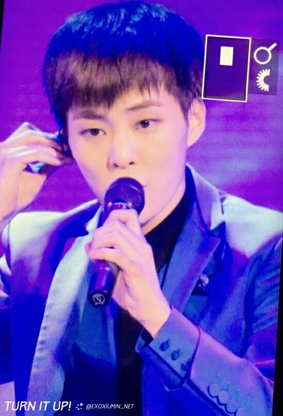 BabyXiuHan90's tweet photo. [PREVIEW] 160401 XIUMIN - Secret Night at LOTTE WORLD 
cr. exoxiumin_net https://t.co/vSAq8TEegs