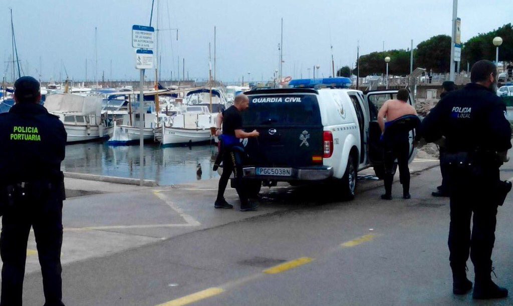 PoliciAPB_SPPLB's tweet photo. .@supmadrid hoy incidente en #PuertoPalma, actúan 4 👮🏻 #PolicíaPortuaria, CNP, PL Y GC. #reformaLOFCS @AUGC_COMUNICA https://t.co/hPBTQw5Jn3
