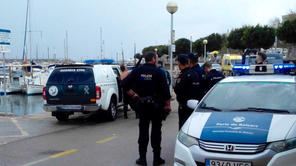 PoliciAPB_SPPLB's tweet photo. .@supmadrid hoy incidente en #PuertoPalma, actúan 4 👮🏻 #PolicíaPortuaria, CNP, PL Y GC. #reformaLOFCS @AUGC_COMUNICA https://t.co/hPBTQw5Jn3