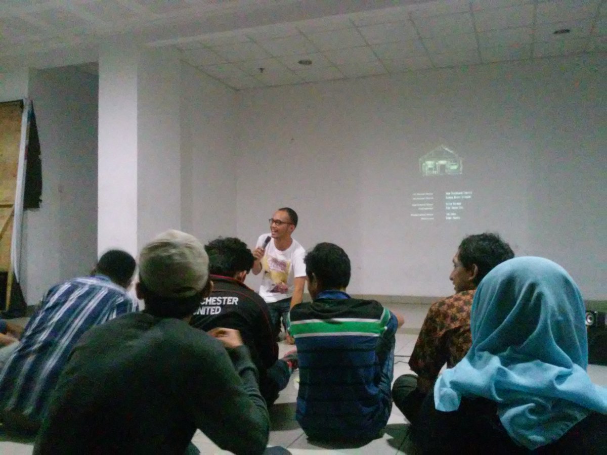 Acara hari ini berakhir pada pukul 22.00 dengan ditutupnya sesi diskusi &amp; sharing.