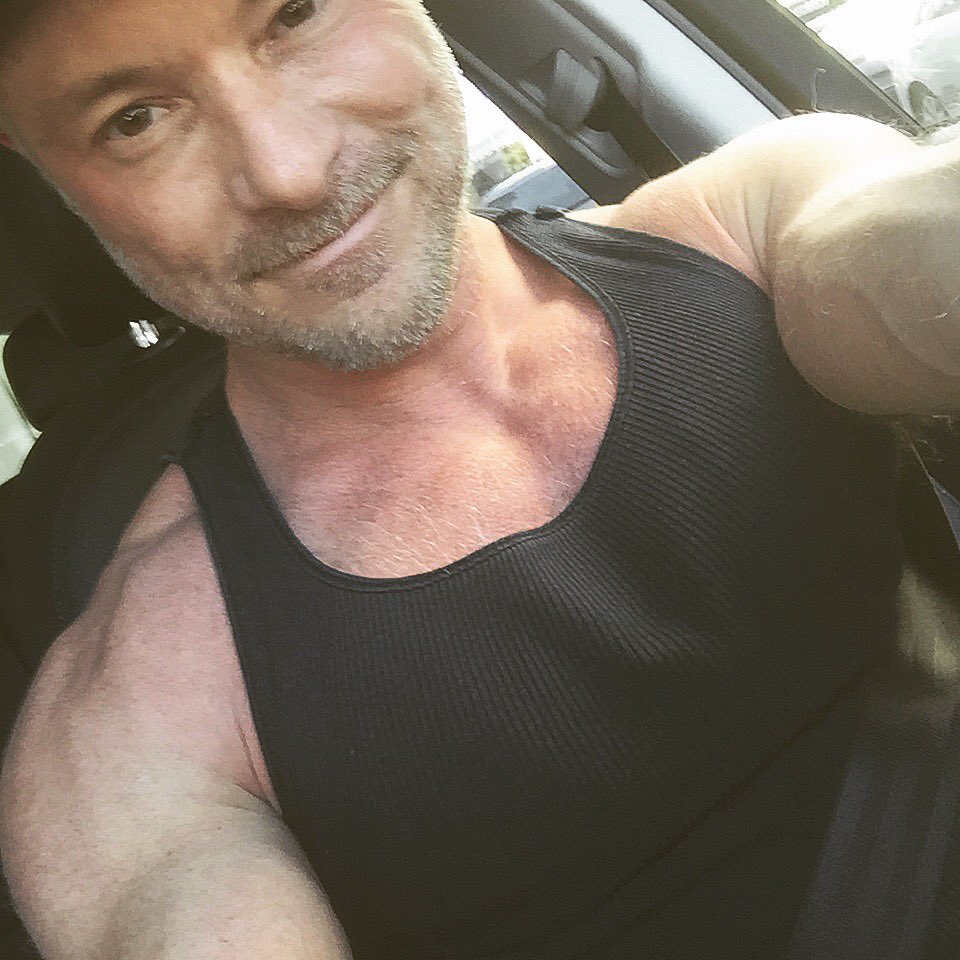 joeybarsotti's tweet photo. Happy Day!!
Thanks for making it a beautiful Frinday https://t.co/CvDzCDkwS4