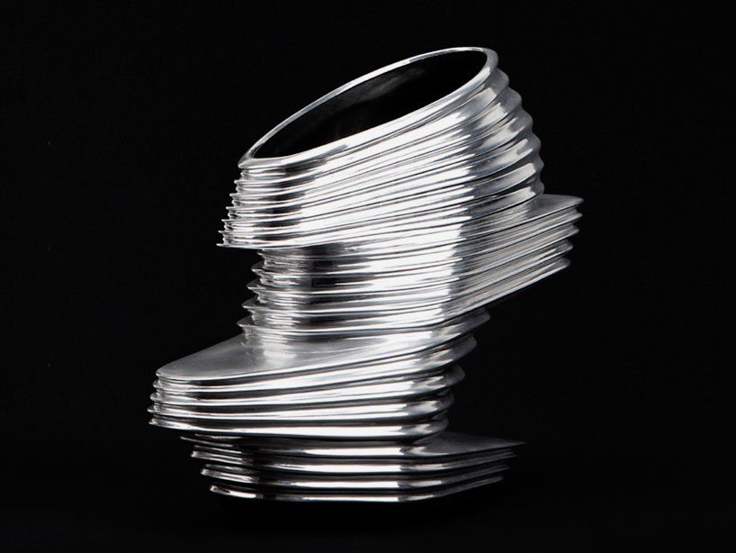 xtremespace's tweet photo. "There are 360 Degrees, so why stick to one" Zaha Hadid design. Happy #FridayFeeling everyone! #design @ZHA_News https://t.co/dk6Co5hEqx