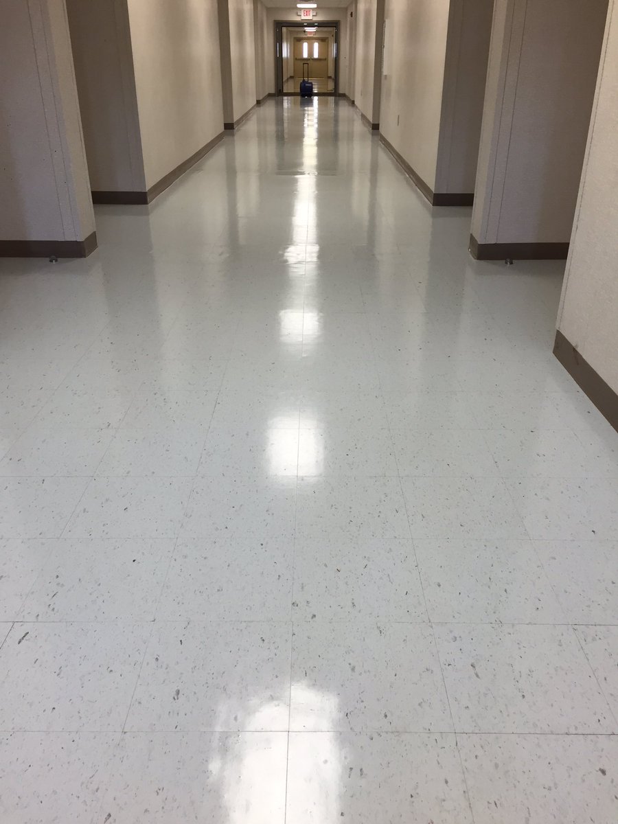 Our custodians are kicking butts over break to get the building in shape. <a href="/LauraS97/">Laura</a> <a href="/GMCruisers/">Groveport Madison</a> #GMHS