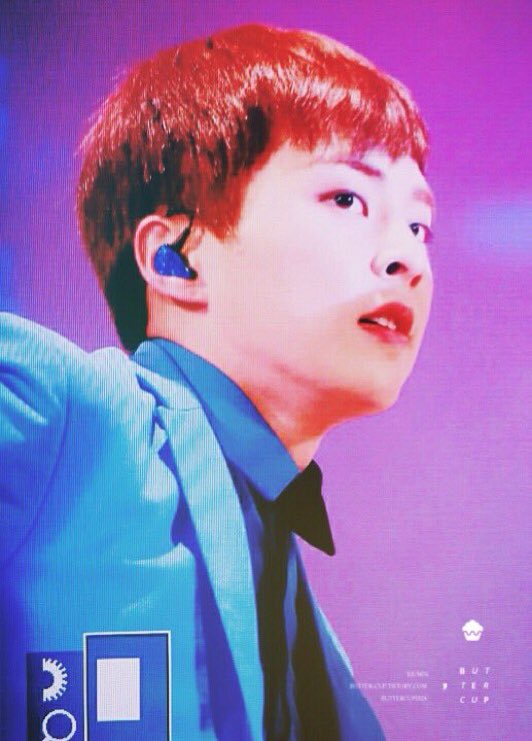 BabyXiuHan90's tweet photo. [PREVIEW] 160401 XIUMIN - Secret Night at LOTTE WORLD 
cr. Buttercup0326 https://t.co/tWKclp51We