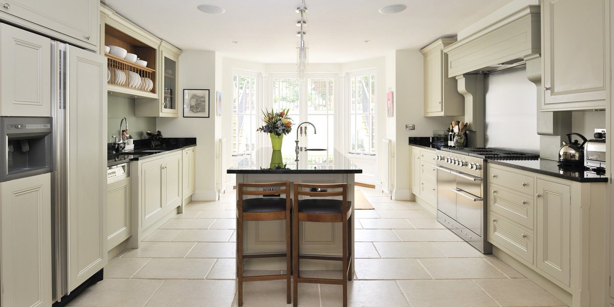 Be the envy of your friends &amp; family with this stunning, fresh set up! Request a brochure bit.ly/1QXRleA