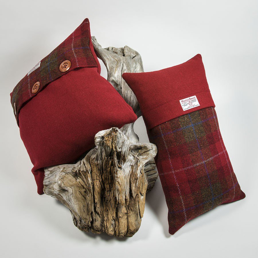 brandingdevon's tweet photo. Add a touch of #HarrisTweed style to your #homedecor with @wheateartextile https://t.co/y00qrYiF1Y https://t.co/762763hwHx
