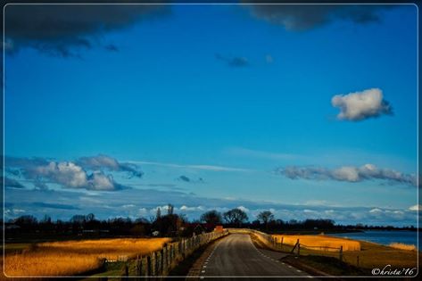 Plaatje van de dag! Wat een schoonheid! Door <a href="/christabrouwer/">Christa Brouwer</a> via Facebook. #dijkliefde #omringdijk #Westfriesland