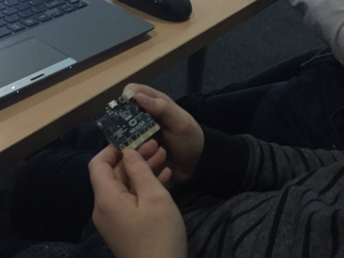 KirstyGrundySTP's tweet photo. @ShirelandCA students having a great #holidayhack day using #microbit &amp; #Minecraft @innovativeteach @microsofteduk https://t.co/XDGoFSDtdk